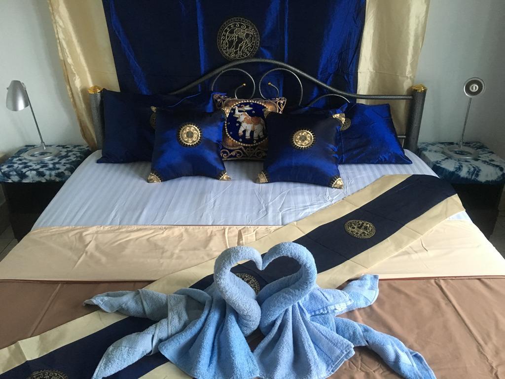 เบลแมนส์ เรสเตอร์รอง แอนด์ เกสท์เฮ้าส์ Hotel Karon ภายนอก รูปภาพ