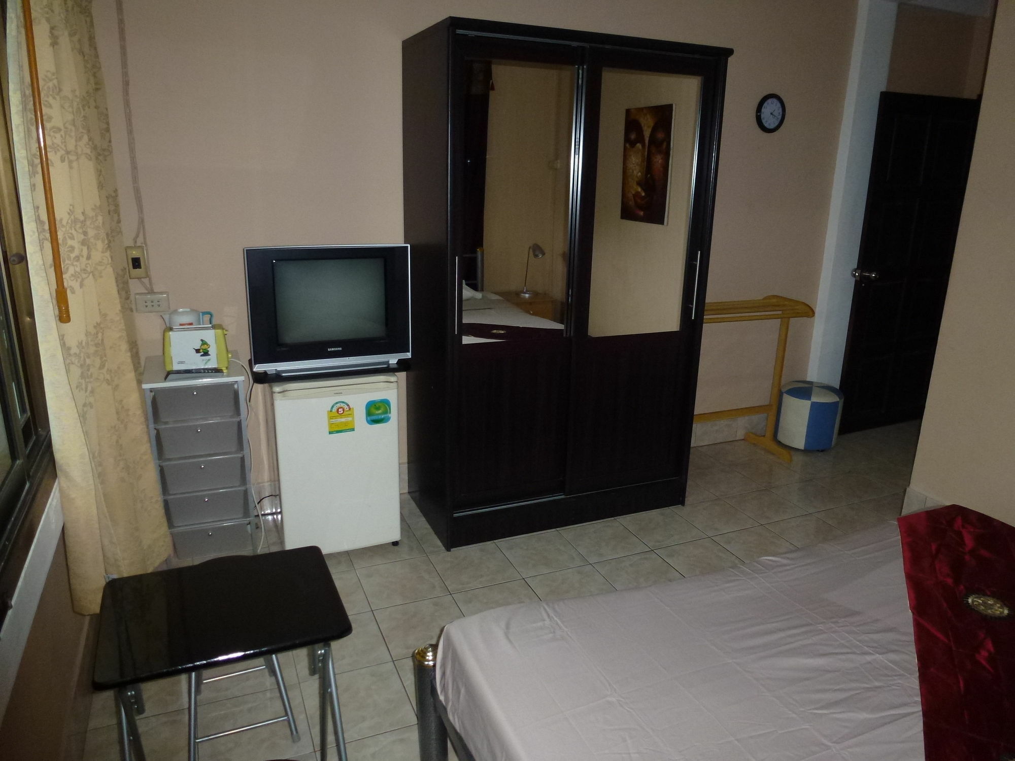 เบลแมนส์ เรสเตอร์รอง แอนด์ เกสท์เฮ้าส์ Hotel Karon ภายนอก รูปภาพ
