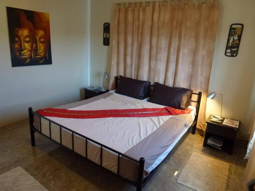 เบลแมนส์ เรสเตอร์รอง แอนด์ เกสท์เฮ้าส์ Hotel Karon ภายนอก รูปภาพ
